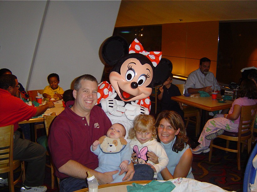Chef Mickey's8 - 11/2004