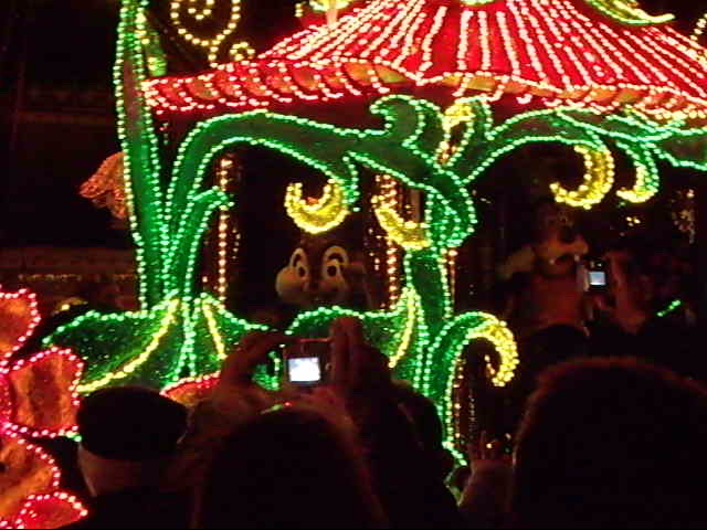 Chip n Dale - Fantillusion