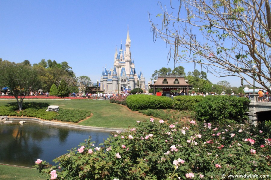 Cinderella-Castle-01