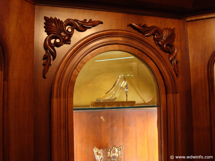 Cinderella-Castle-Suite-05