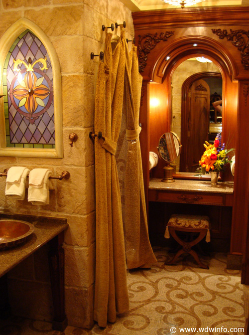 Cinderella-Castle-Suite-25