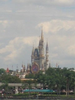 Cinderella_s_Castle_-_2005