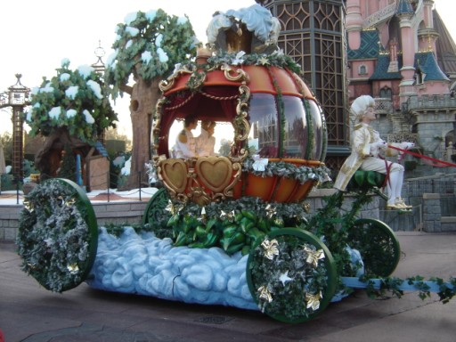 cinderellas carriage-xmas style