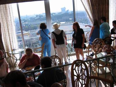 Concierge Lounge