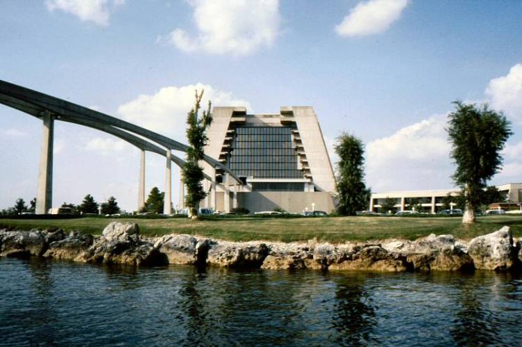 Contemporary Hotel