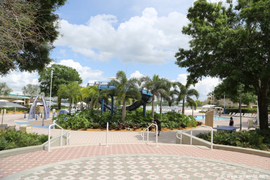 Contemporary-Resort-Pools-006