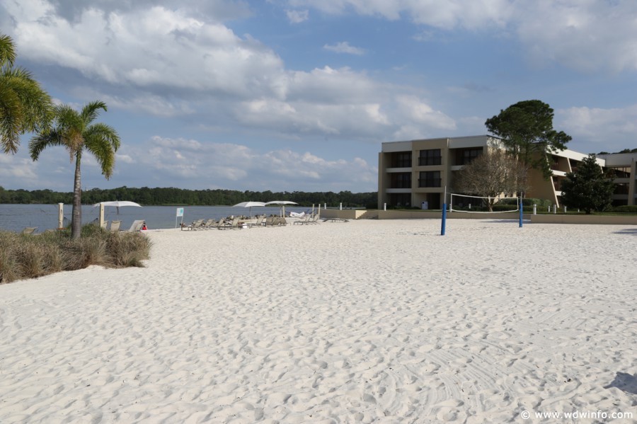 Contemporary-Resort-Pools-024