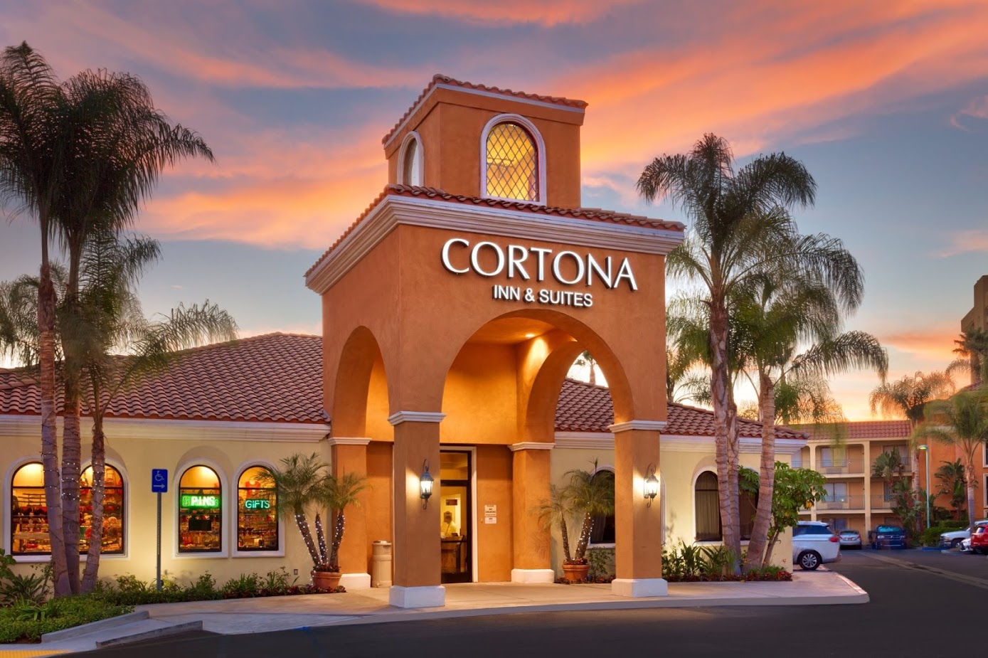 Cortona-inn-suites-anaheim