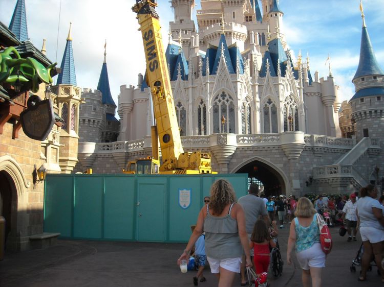 Crane behind castle August 21-27,2009