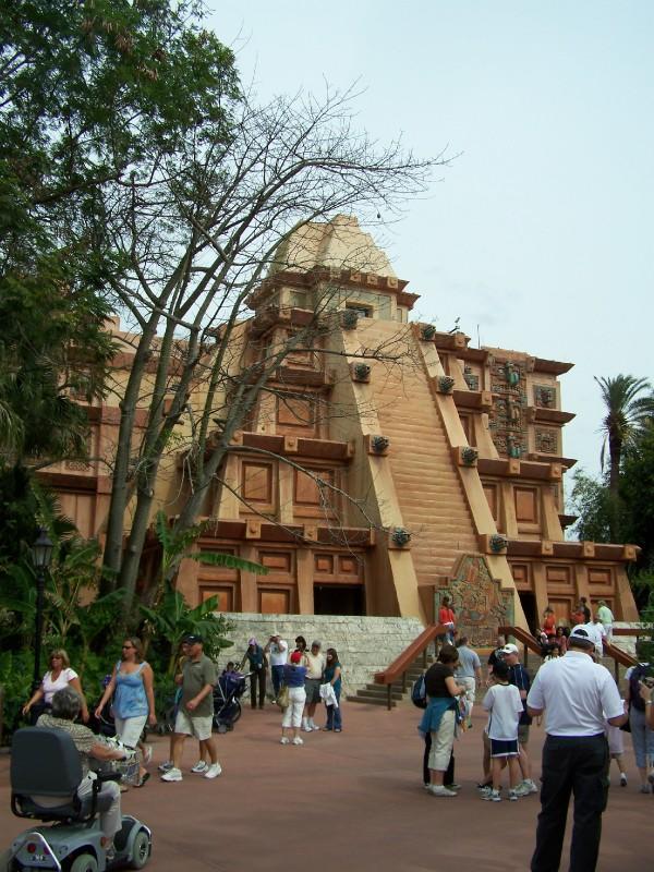 D111
