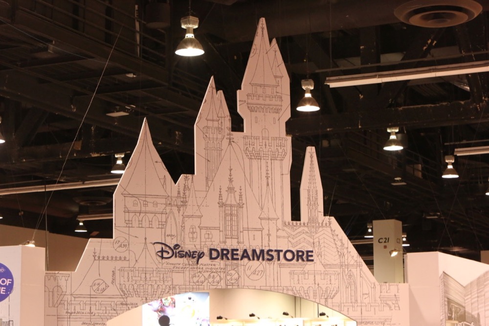 D23Expo-Merchandise-011