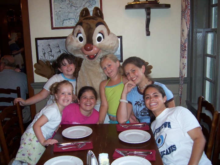 Dale_and_the_princesses