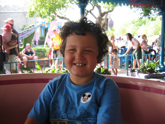 Dan on the Tea Cups