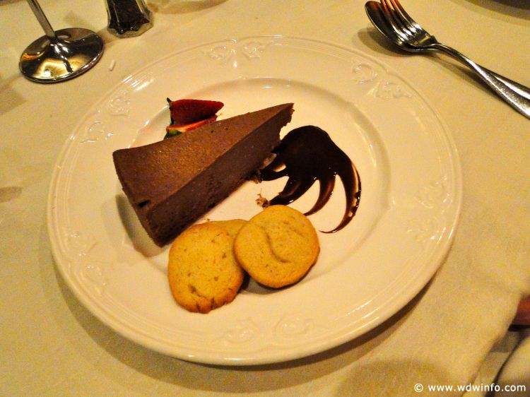 Day4-Photos-DinnerLumiers16