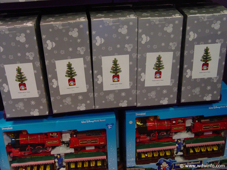Days_of_Christmas_Store_018