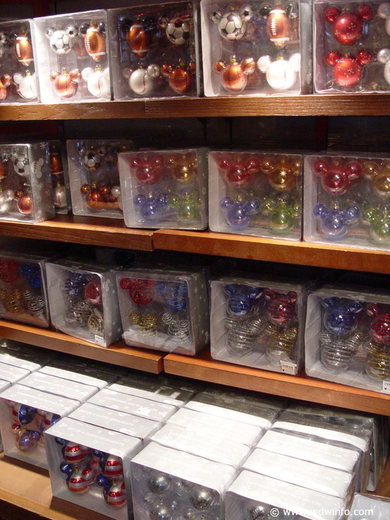 Days_of_Christmas_Store_027