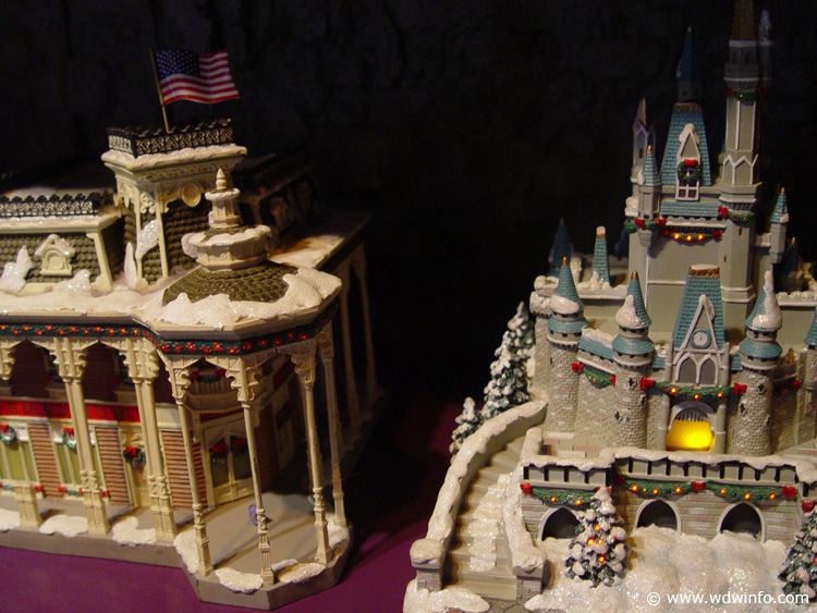 Days_of_Christmas_Store_035