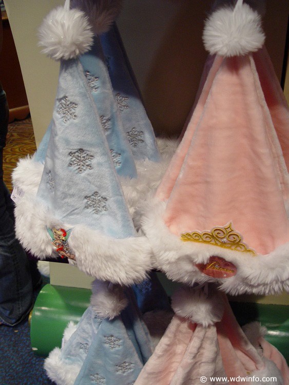 Days_of_Christmas_Store_046