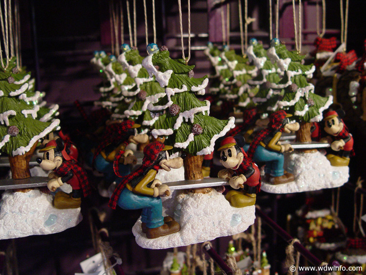 Days_of_Christmas_Store_049