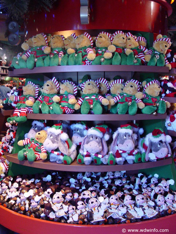 Days_of_Christmas_Store_056