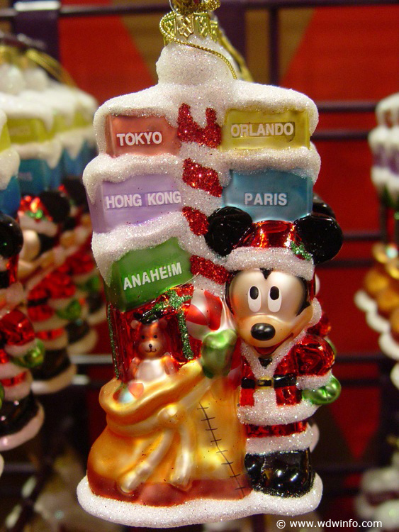 Days_of_Christmas_Store_065