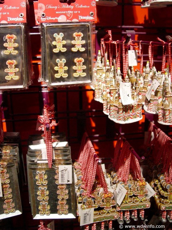 Days_of_Christmas_Store_078