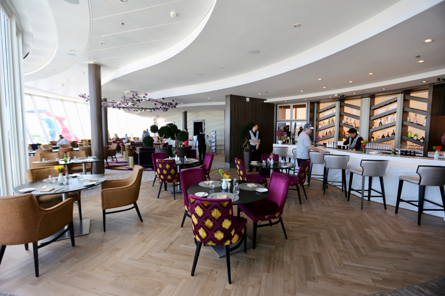 Dining-Harmony-of-the-Seas-013