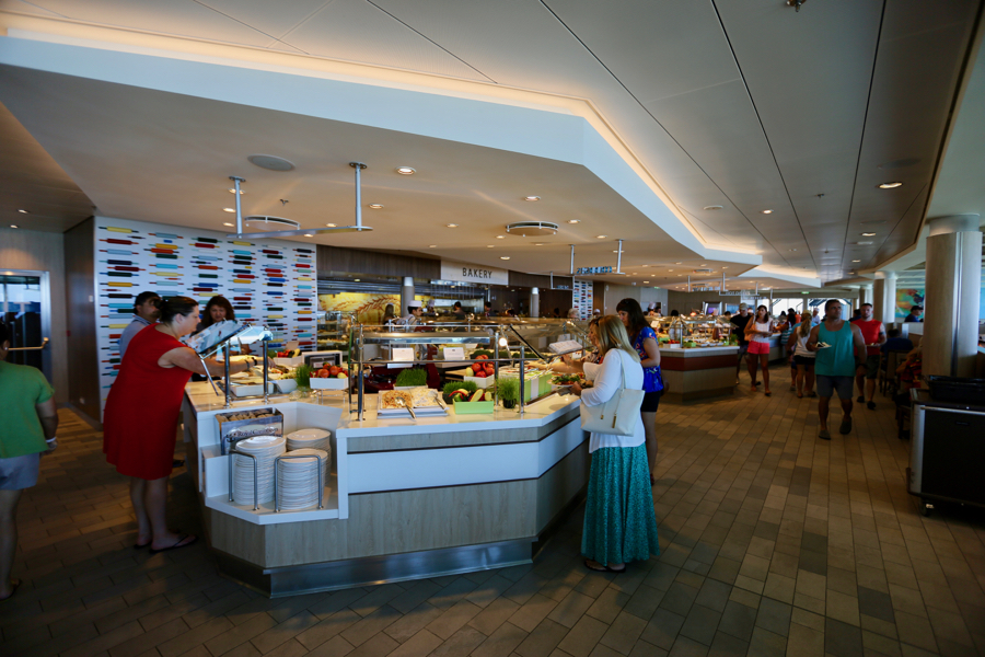 Dining-Harmony-of-the-Seas-022