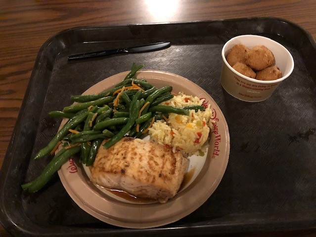 Dinner_Columbia Harbor House_MK_Disney 2018
