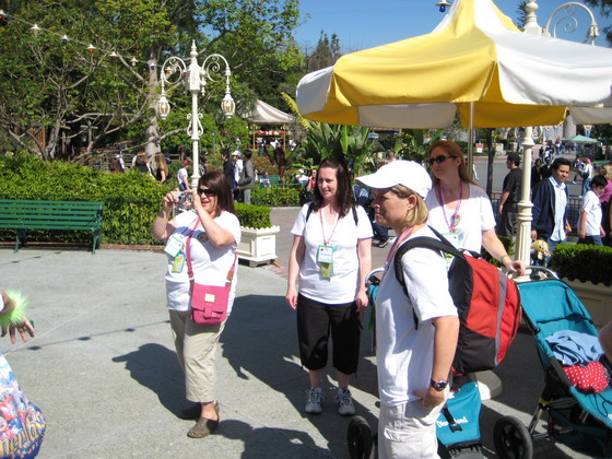 DIS Ladies at Disneyland - Saturday 3/7/2009