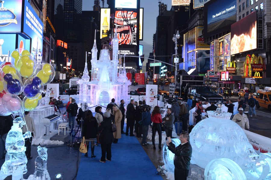 Disney-Builds-Ice-Castle-Times-Square-001