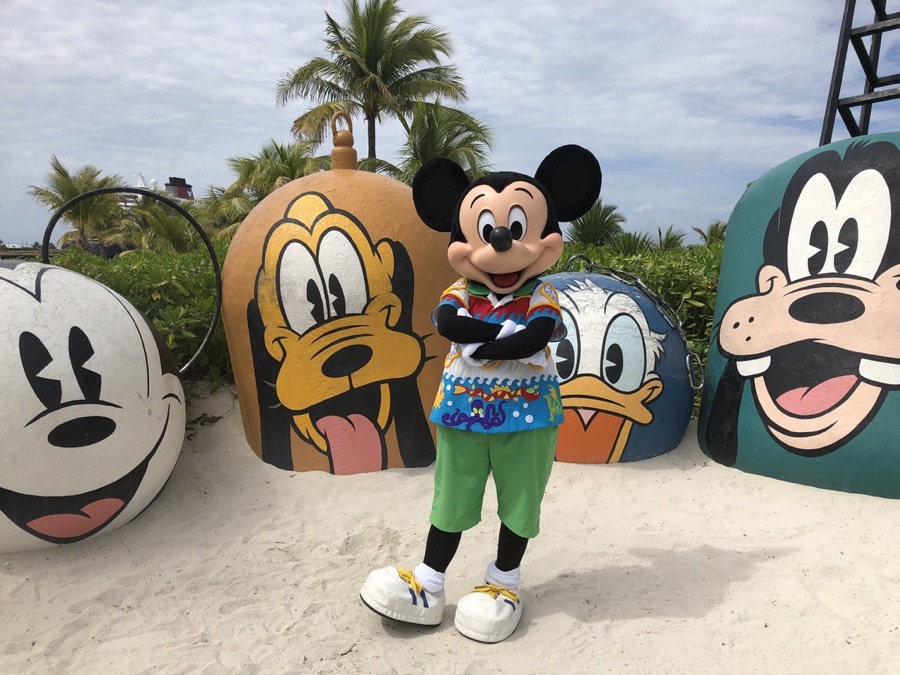 Disney-Characters-001