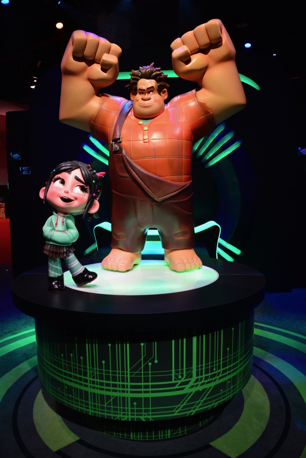 Disney-D23-2017-Expo-Floor-06