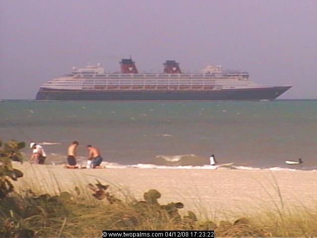 Disney Magic 12 Apr 08
