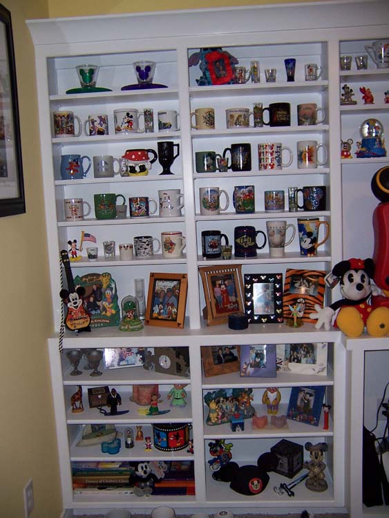 Disney Room - Left Zoom