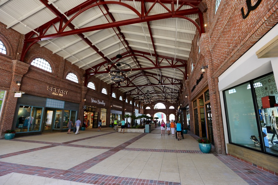 Disney-springs-town-center-18