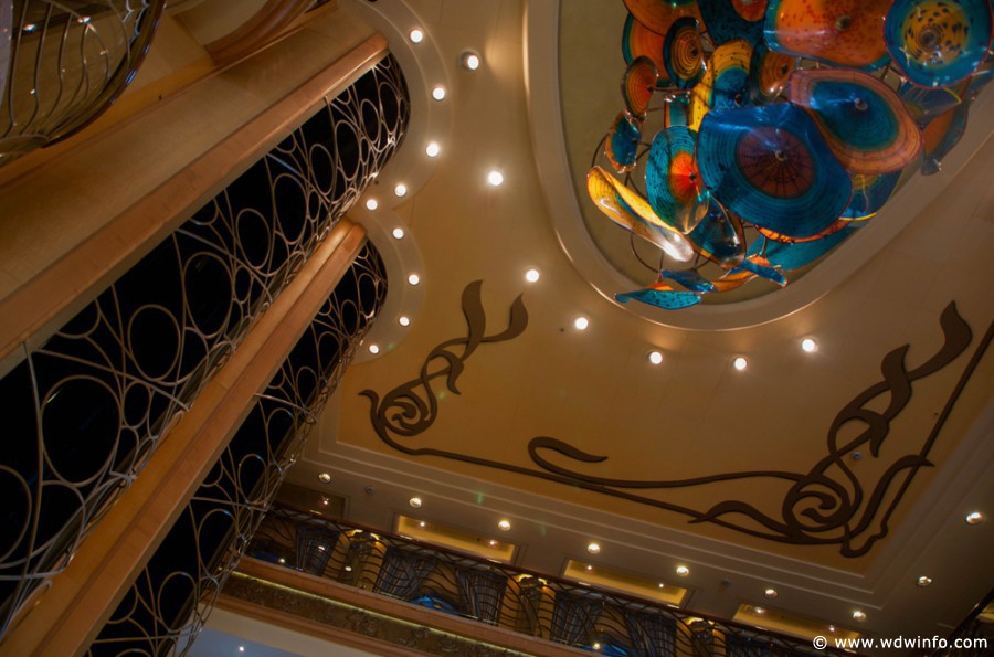 Disney-Wonder-Atrium-005