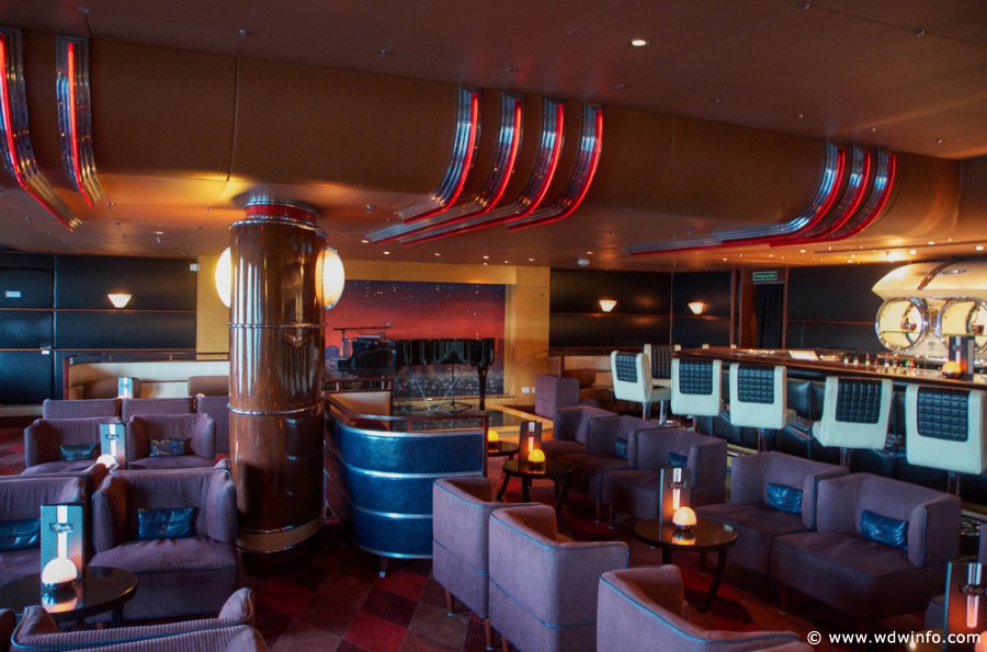 Disney-Wonder-Cadillac-Lounge-002