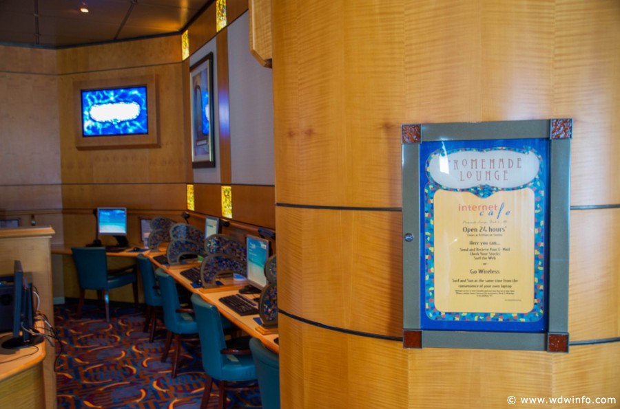 Disney-Wonder-Internet-Cafe-001