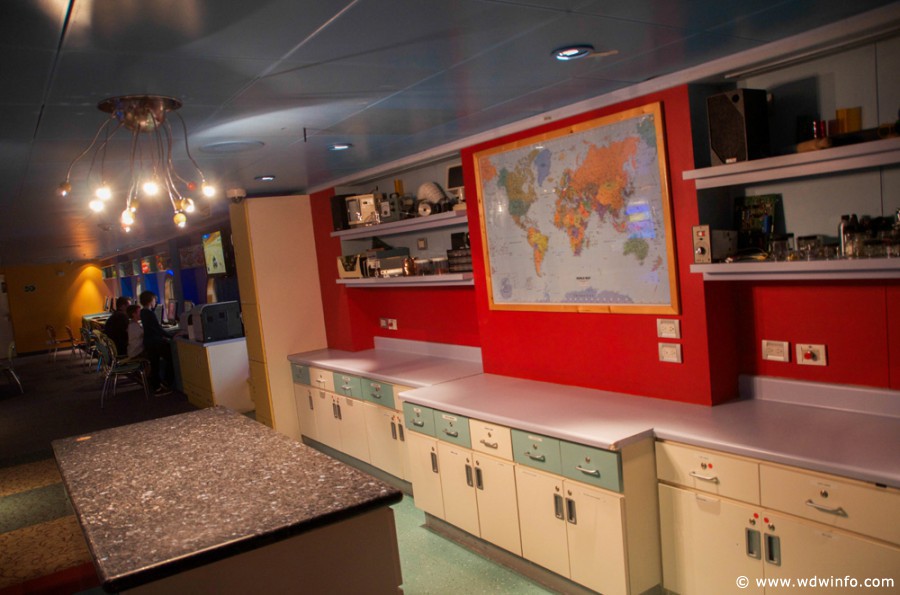 Disney-Wonder-Oceaneers-Lab-002