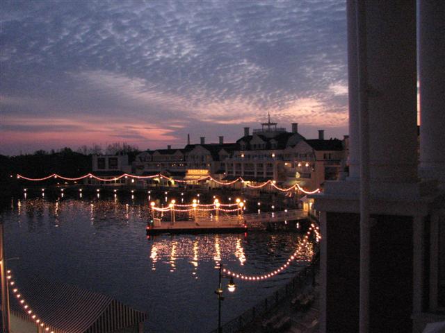 Disney3-07d_020_Small_