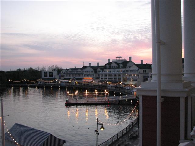 Disney3-07d_022_Small_