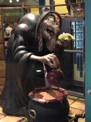 Disney3-07d_115_Small_