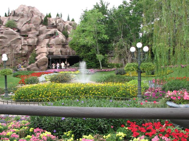Disney3-07d_128_Small_