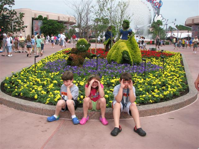 Disney3-07d_170_Small_