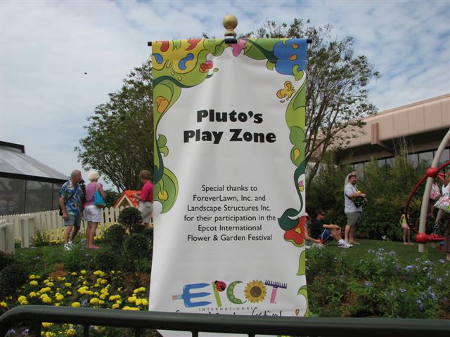 Disney3-07d_207_Small_