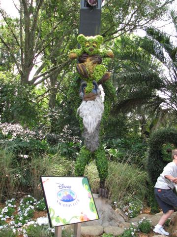 Disney3-07e_017_Small_1