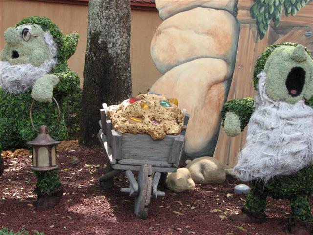 Disney3-07e_053_Small_