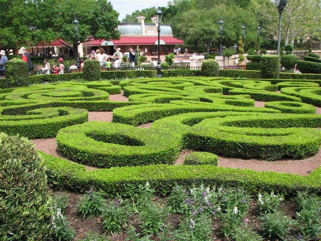 Disney3-07e_077_Small_