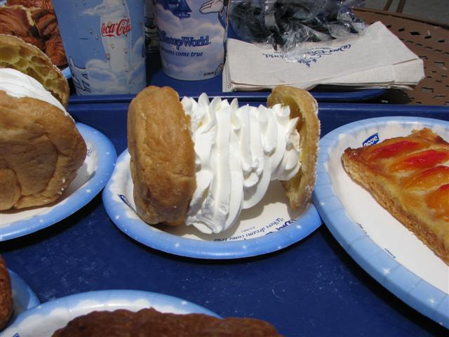 Disney3-07e_081_Small_